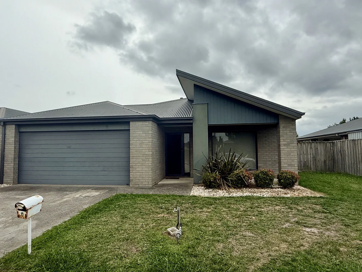 100 Hammersmith Circuit, Traralgon VIC 3844
