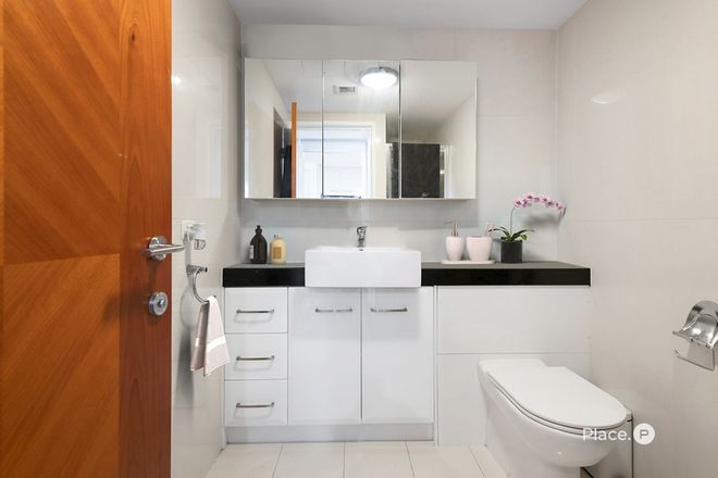 305/26 Mollison Street South Brisbane 4101 - Image 6