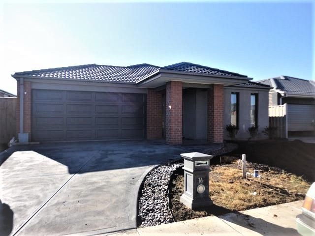 3 bedrooms House in 16 Grandiflora Grove POINT COOK VIC, 3030