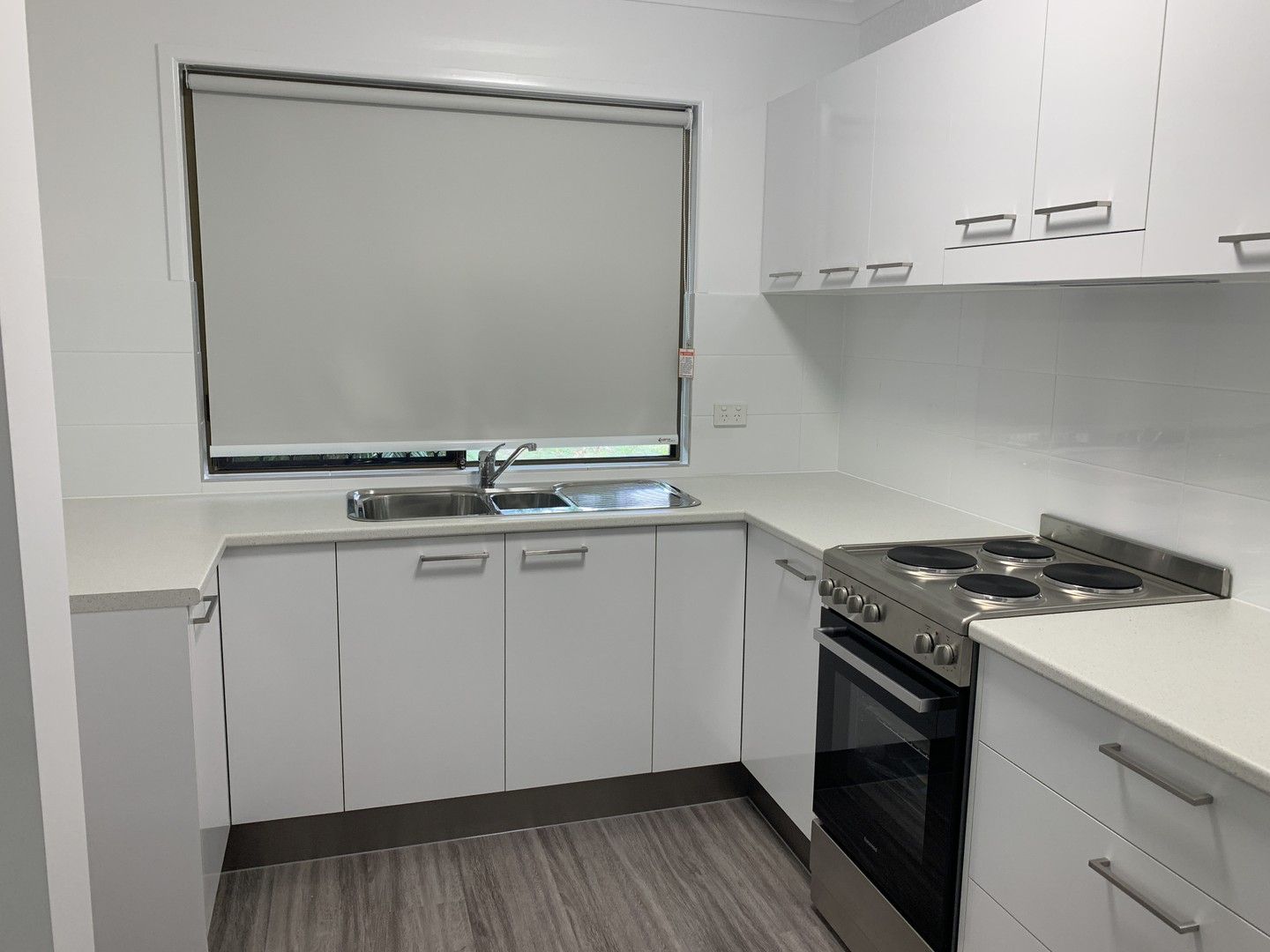 2 bedrooms Apartment / Unit / Flat in 4/429 Boat Harbour Drive TORQUAY QLD, 4655