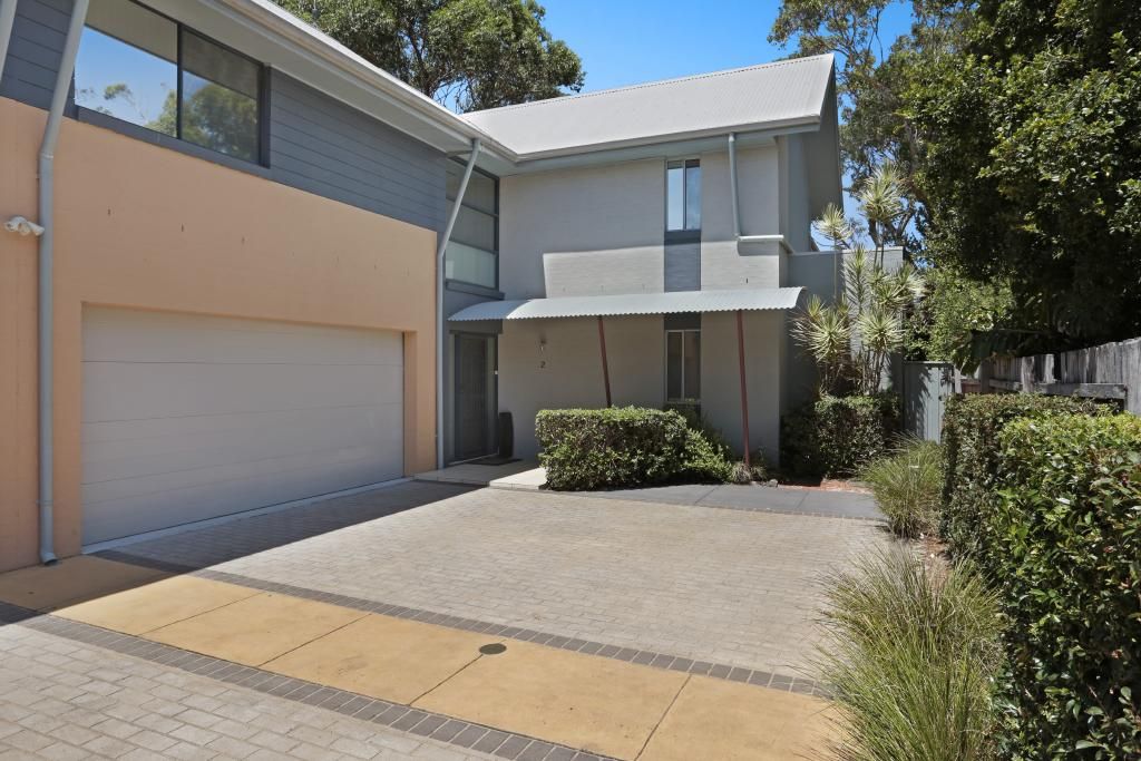 2/12 Russell Street, Hawks Nest NSW 2324, Image 0