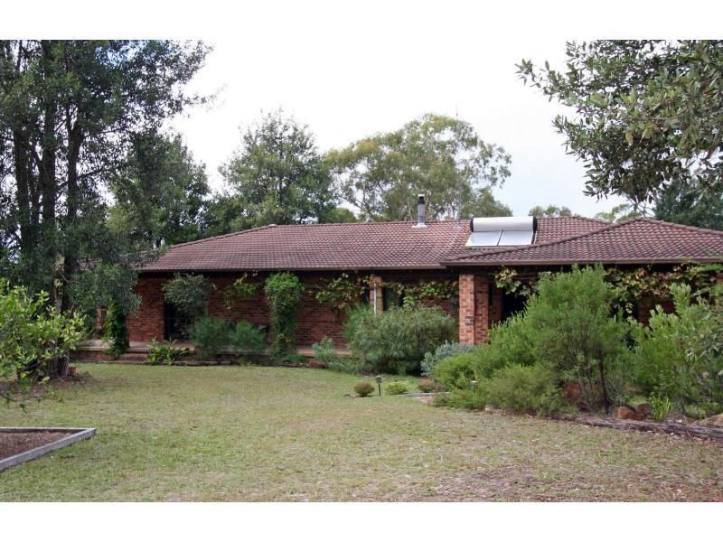 25 Wollong Road, QUORROBOLONG NSW 2325, Image 0