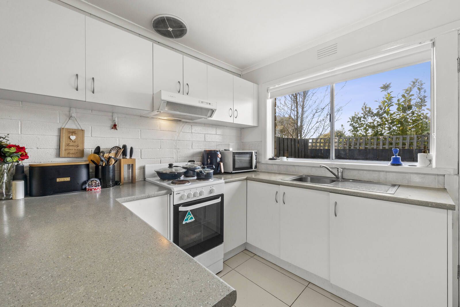 4/62 Kedleston Road, Herne Hill VIC 3218, Image 2