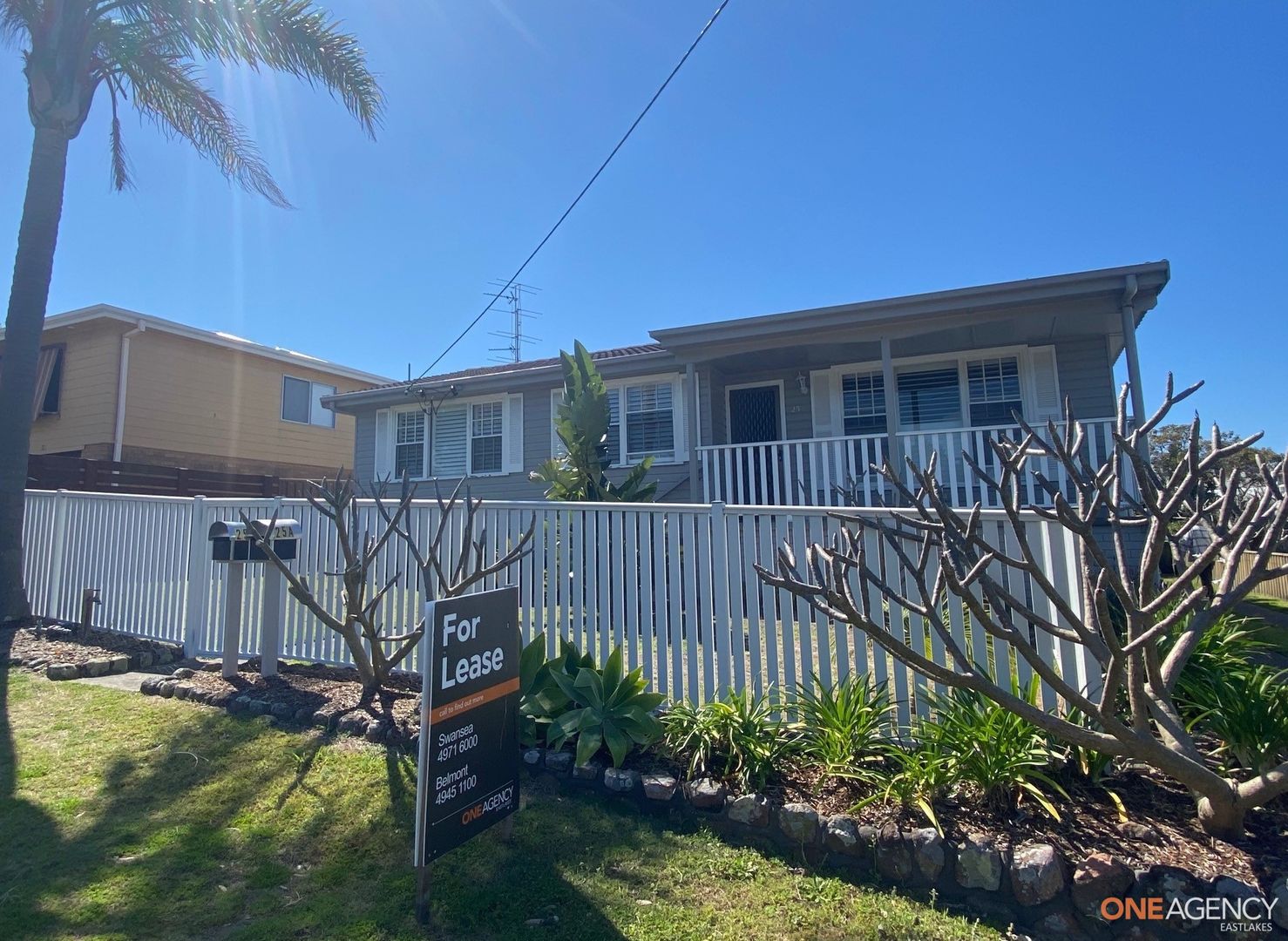 25 Caves Beach Road, Caves Beach Property History & Address Research