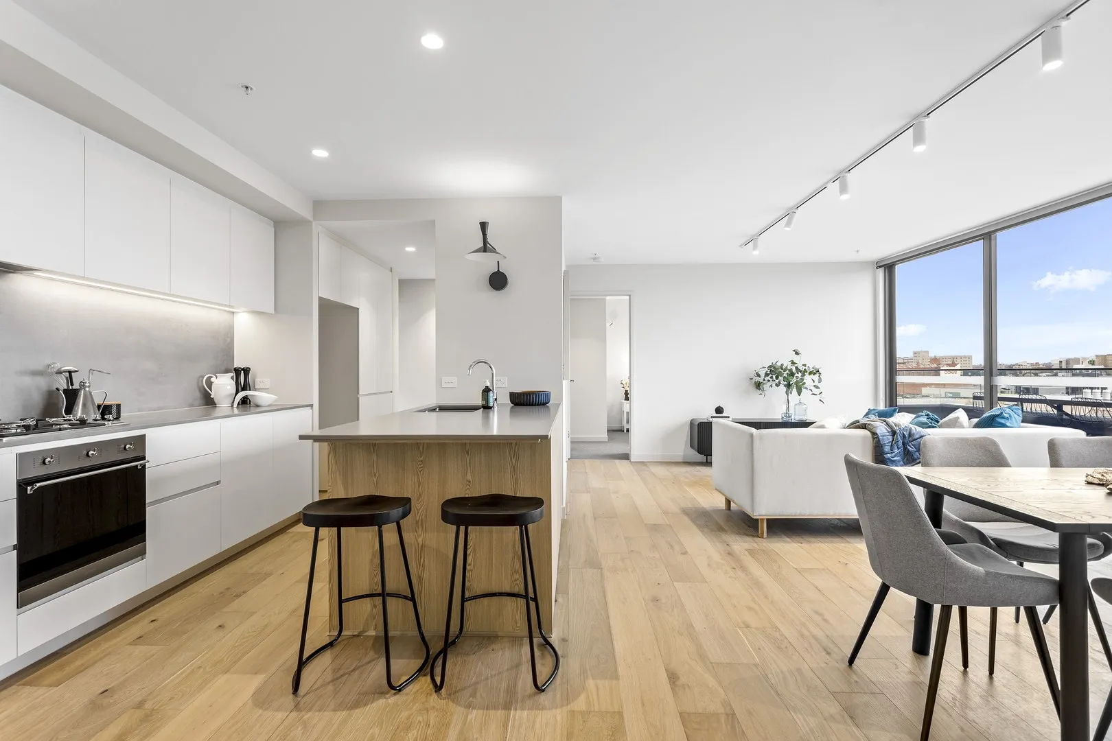 Oversized Three Bedroom Apartment in Prahran's Most Exclusive Development, Prahran
