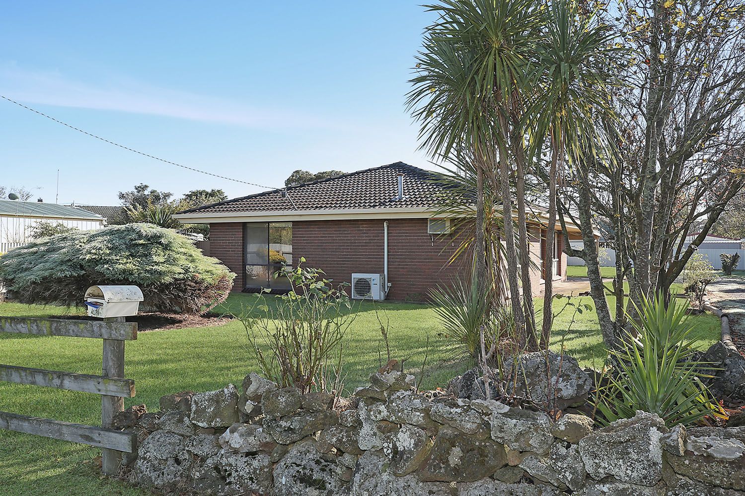 3 bedrooms House in 30 Holden Street CAMPERDOWN VIC, 3260