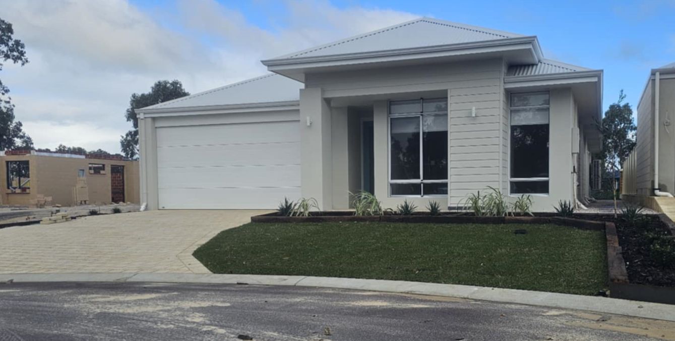 4 bedrooms House in 33 Ballyneal Loop DUNSBOROUGH WA, 6281