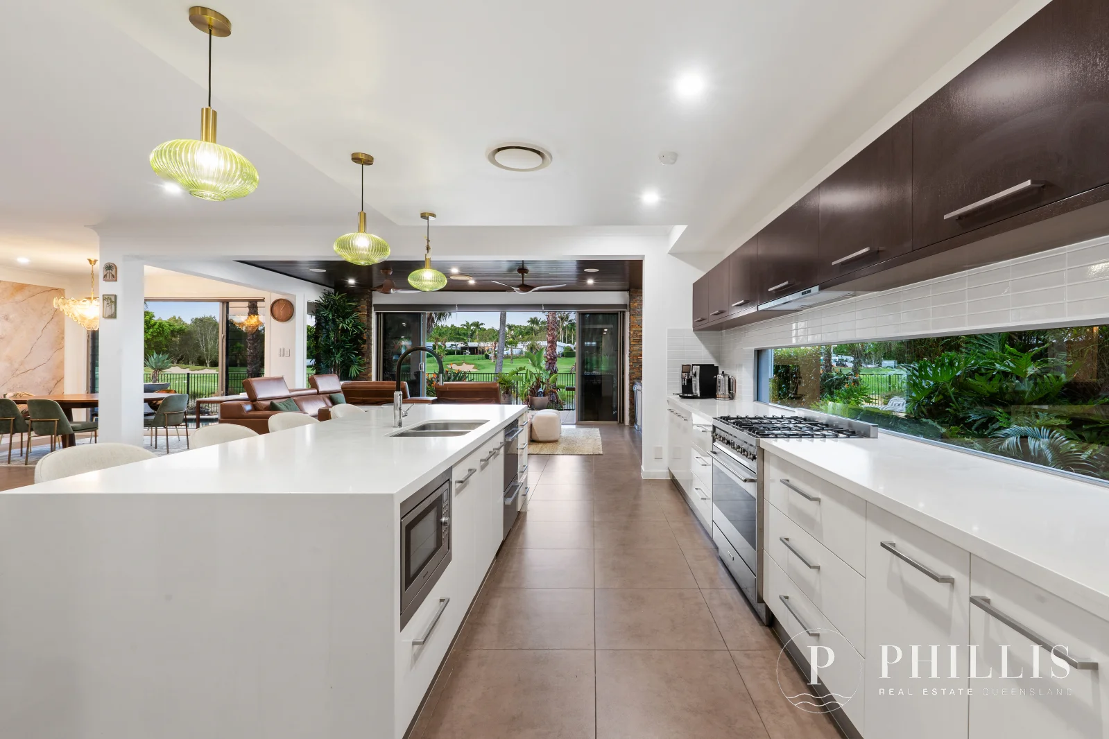 Additional image 9 of 2279 Banksia Lakes Drive, Sanctuary Cove QLD 4212