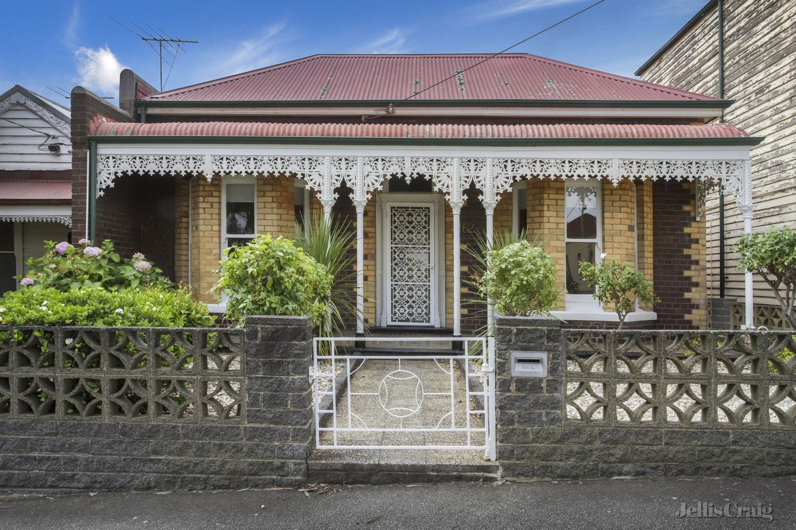 6264 Erskine Street, North Melbourne Property History & Address