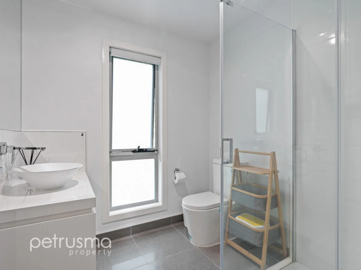 Additional image 12 of 9/337 Churchill Avenue, Sandy Bay TAS 7005