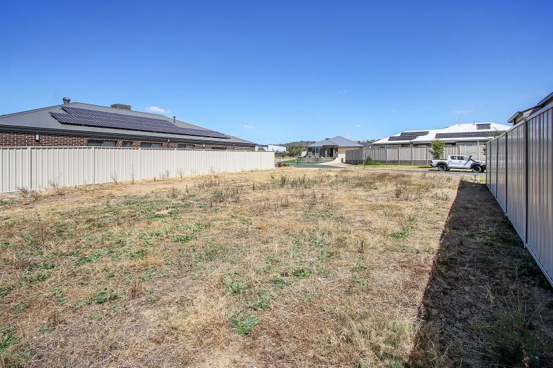 2 Dover Court, West Wodonga VIC 3690, Image 0