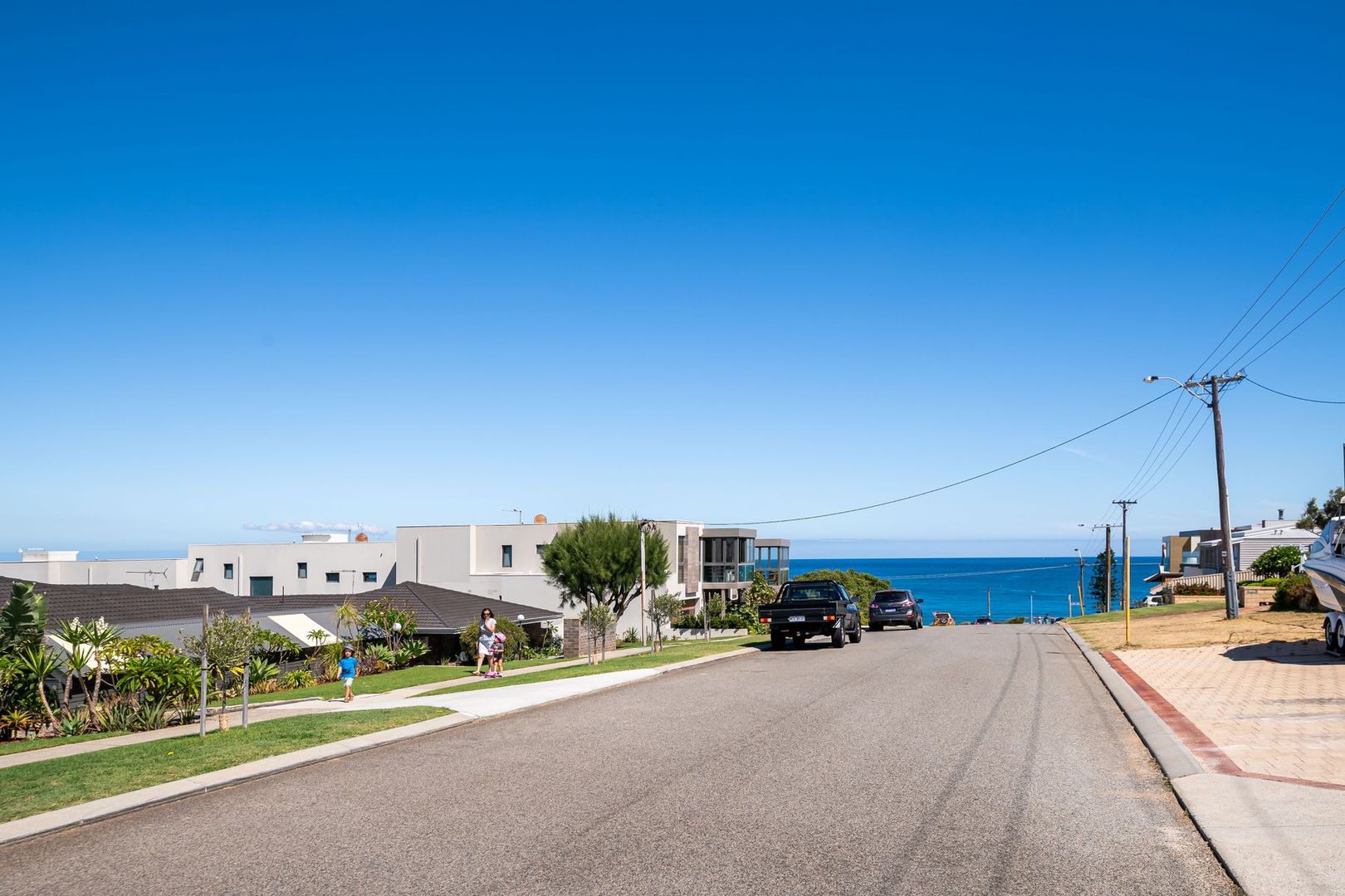 1/12-16 Sorrento Street, North Beach WA 6020, Image 2