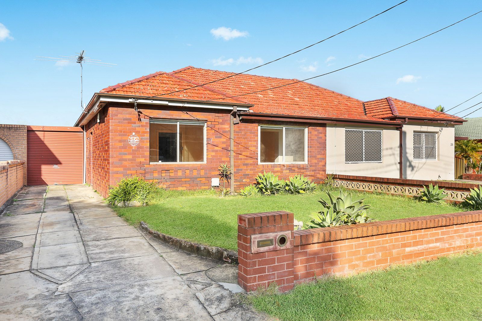 2 bedrooms Semi-Detached in 25A Solander Street MONTEREY NSW, 2217