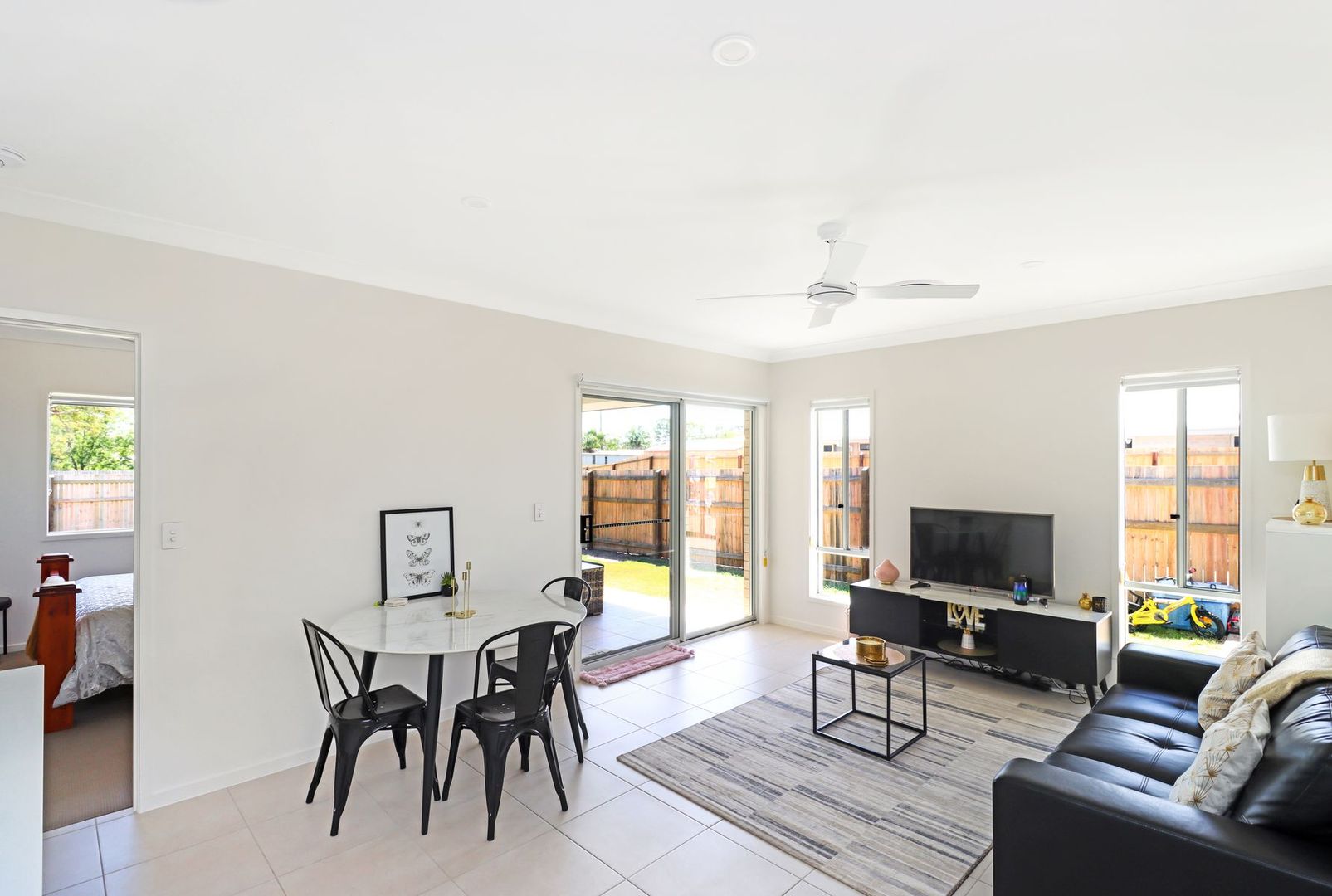 2/138 Exeter, Torquay QLD 4655, Image 1