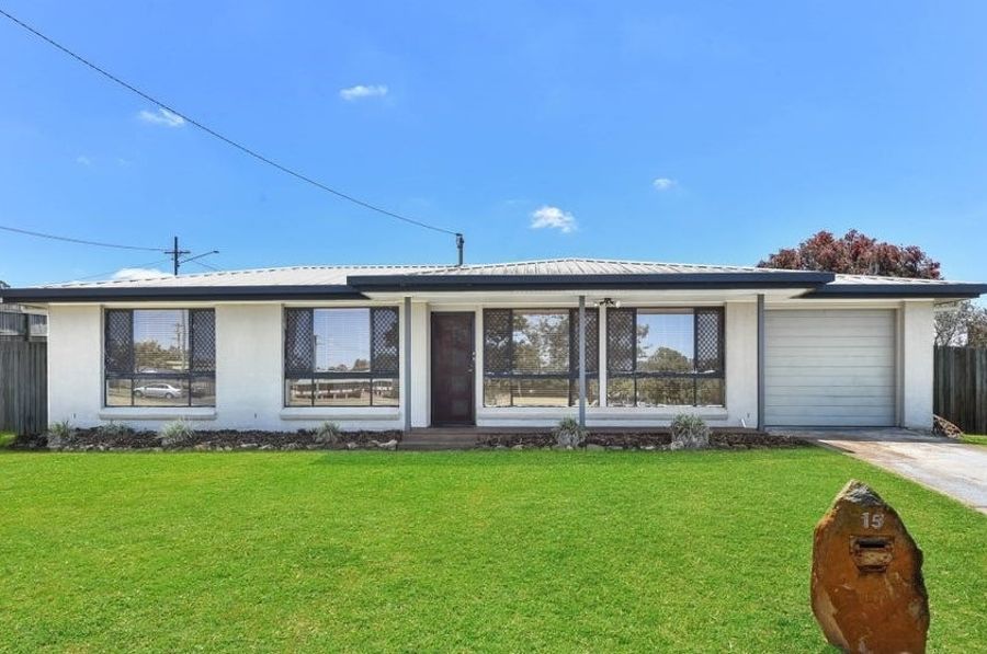 3 bedrooms House in 15 Montana Street WILSONTON HEIGHTS QLD, 4350