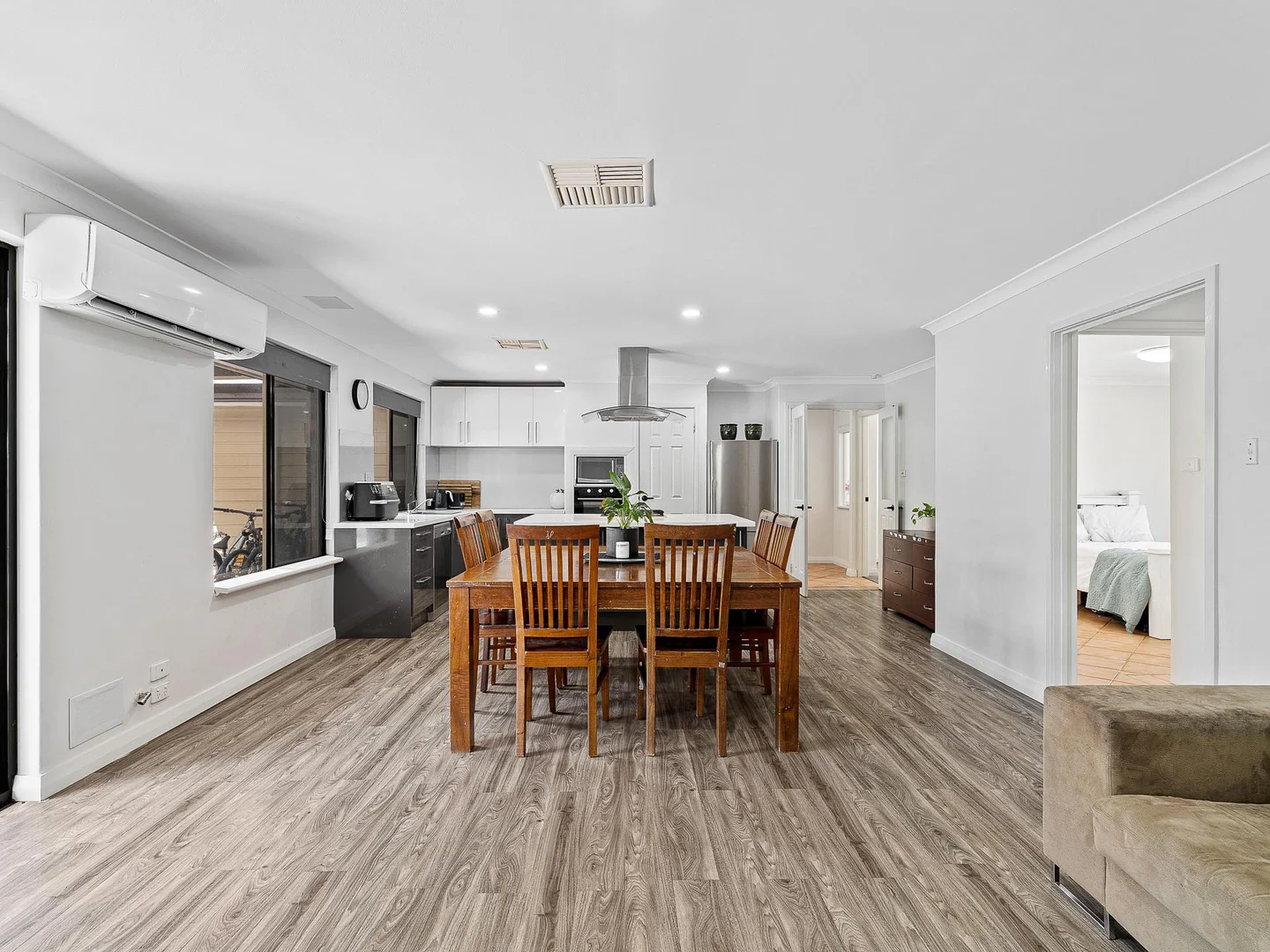 Additional image 3 of 32 Fairway Crescent, Meadow Springs WA 6210