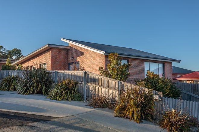 Picture of 1/30 Henty Close, OLD BEACH TAS 7017