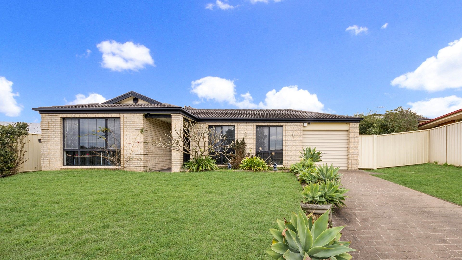 47 Mclaughlin Circuit, Bradbury NSW 2560, Image 0