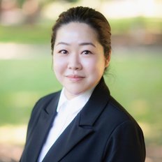 Elaine Zhou, Property manager