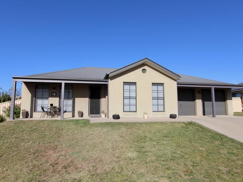 15 Joubert Drive, Llanarth NSW 2795