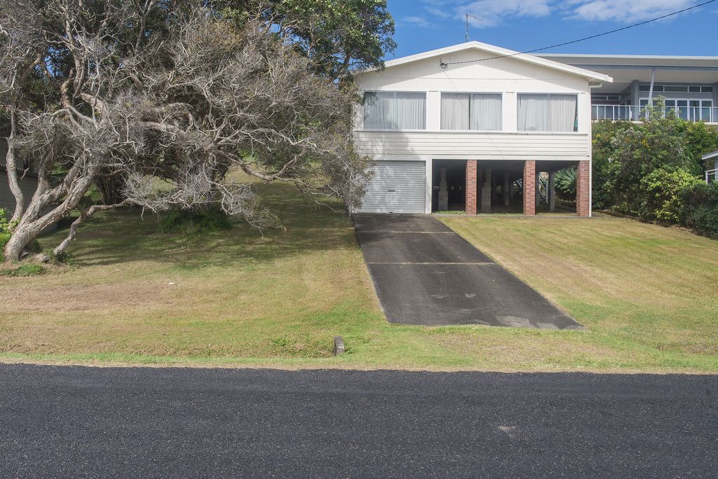 40 Pollack Esp, Woolgoolga NSW 2456, Image 2