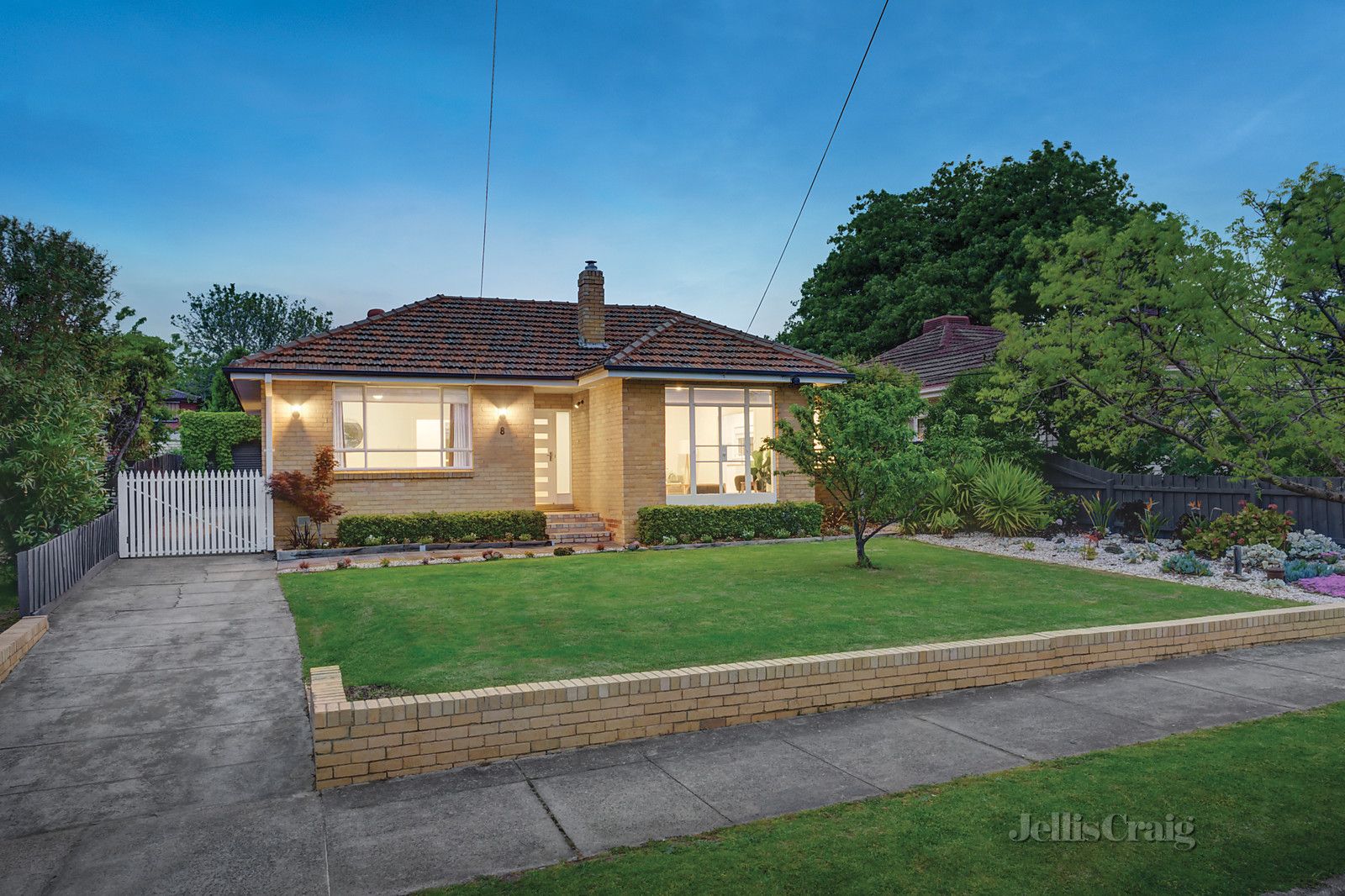 8 Lulworth Street, Blackburn North VIC 3130, Image 0