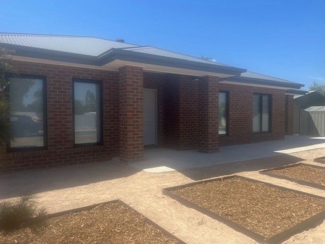 3 bedrooms House in 6 King RUTHERGLEN VIC, 3685