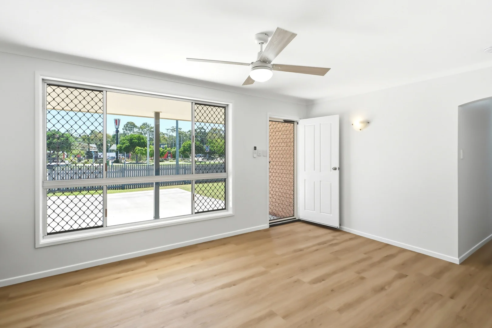 Additional image 4 of 717 Boat Harbour Drive, Urangan QLD 4655