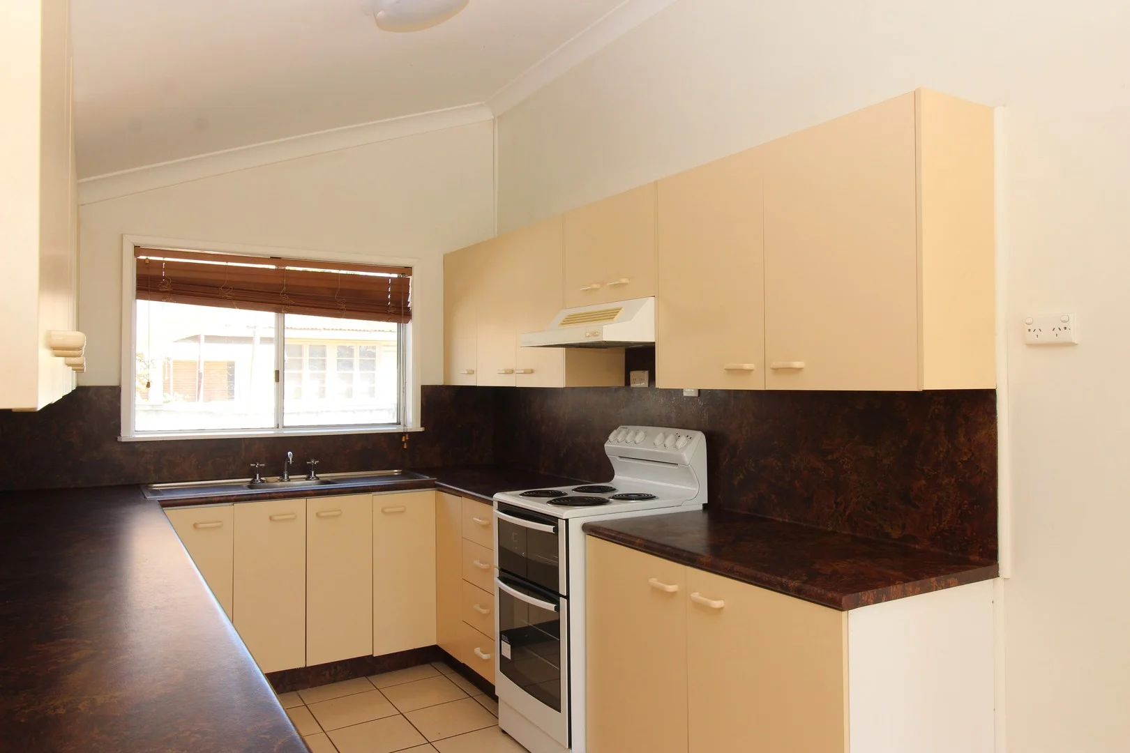 116A Miles St, Mount Isa QLD 4825