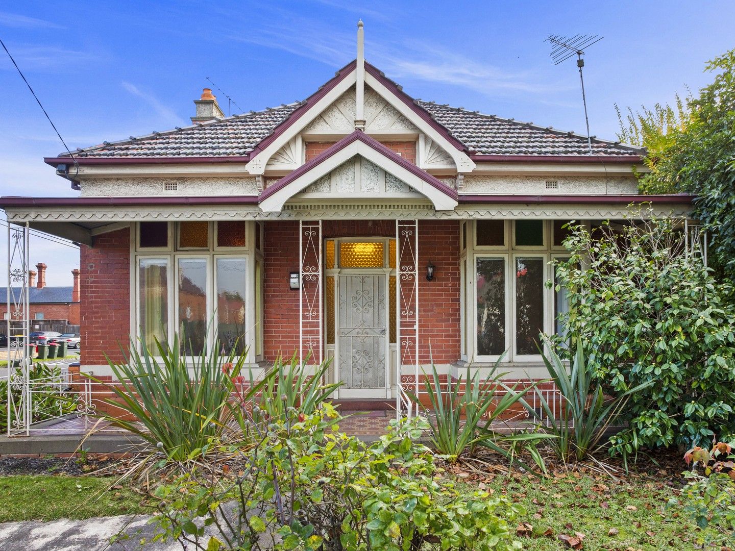 4 bedrooms House in 271 Ascot Vale Road MOONEE PONDS VIC, 3039