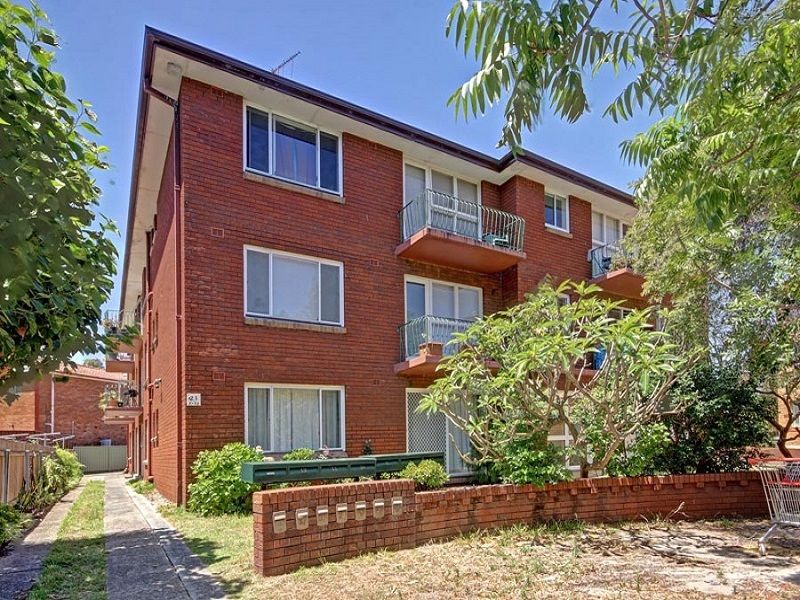 2 bedrooms Apartment / Unit / Flat in 11/23-25 Templeman Crescent HILLSDALE NSW, 2036