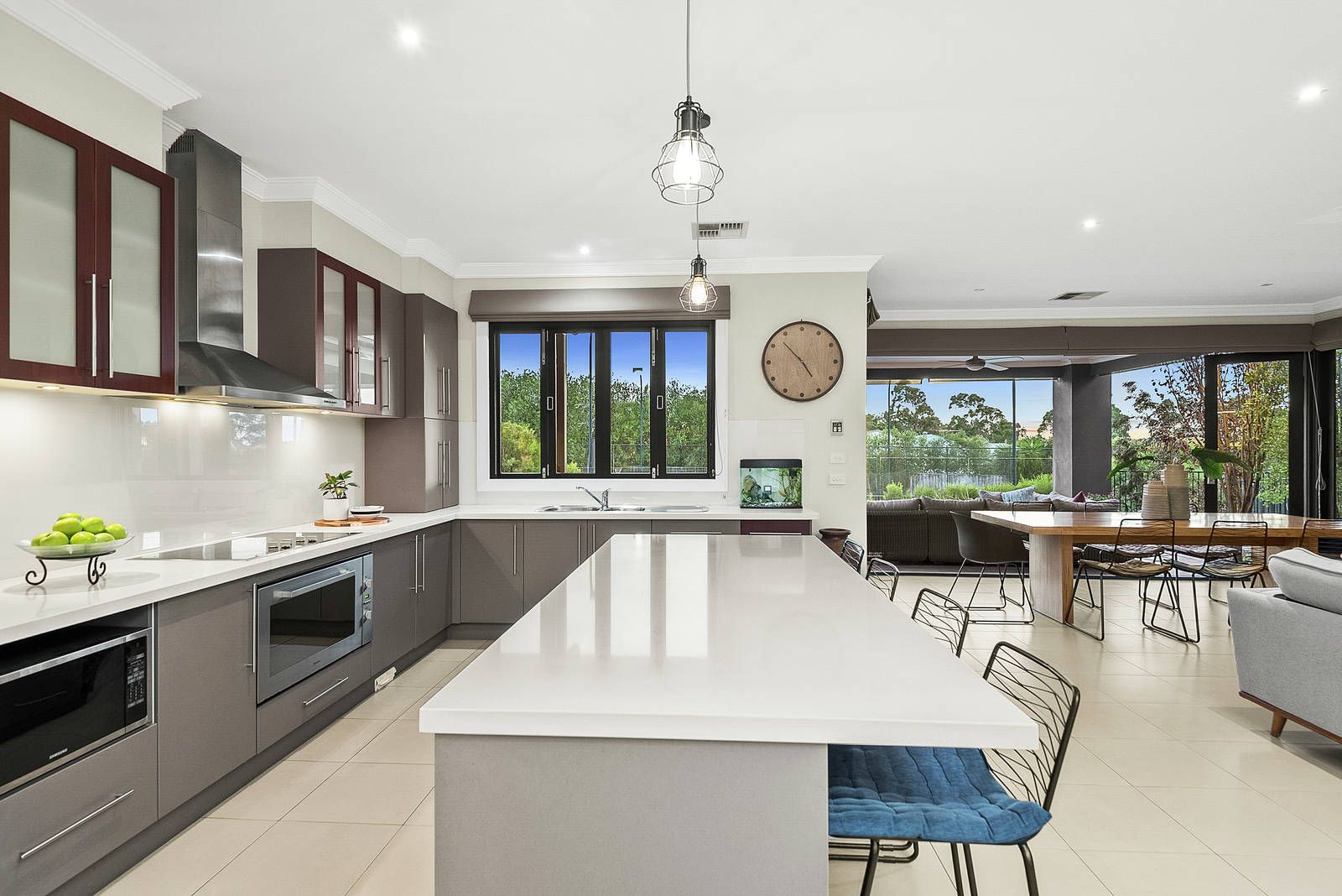 13 Zannon Crescent, Doreen VIC 3754, Image 2