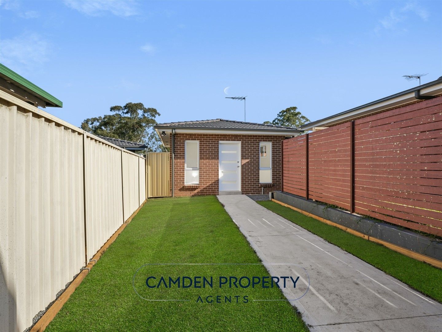 1 bedrooms Studio in 3B Clinton Drive NARELLAN NSW, 2567