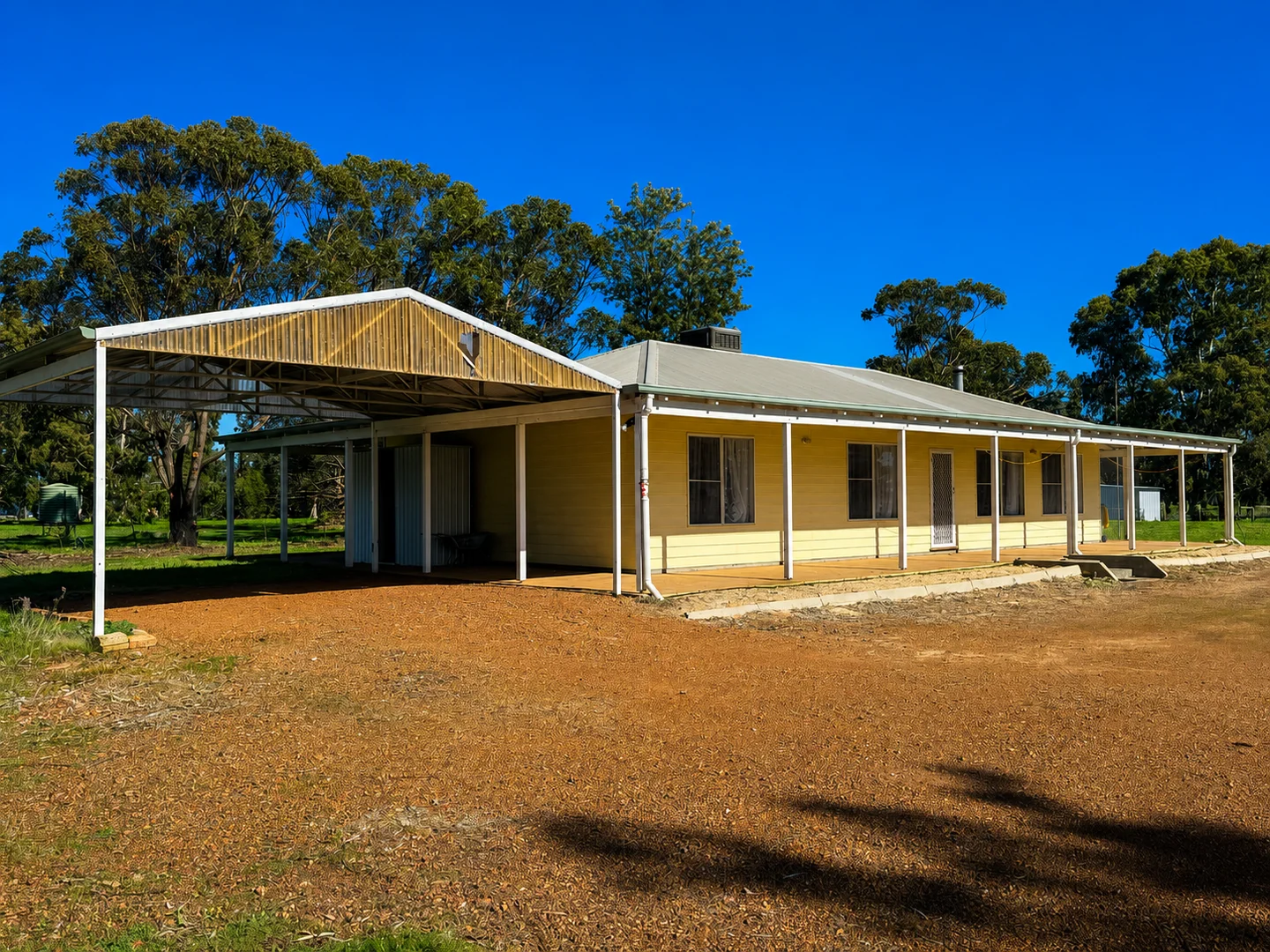 Waroona WA 6215 photo 3