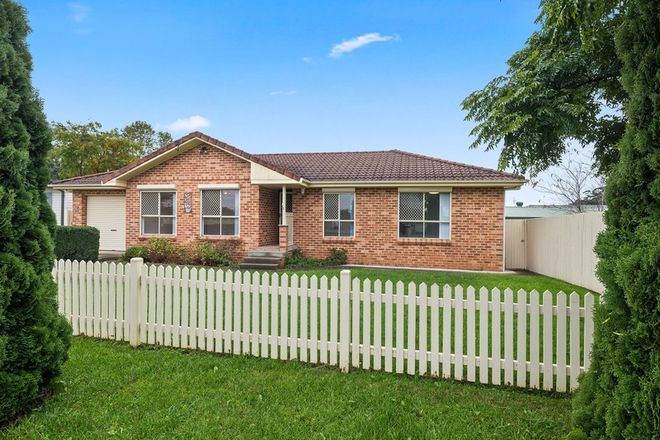 Picture of 3 Melbourne Street, NEW BERRIMA NSW 2577