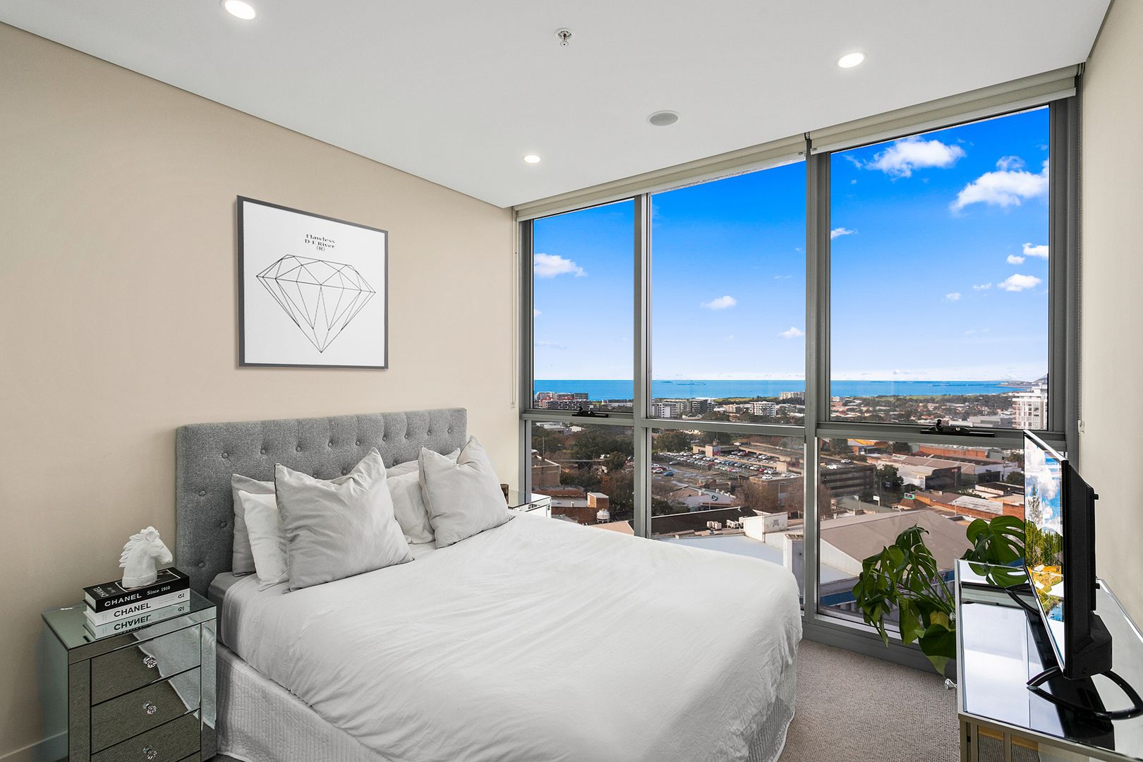 603/3 Rawson Street, Wollongong NSW 2500, Image 2