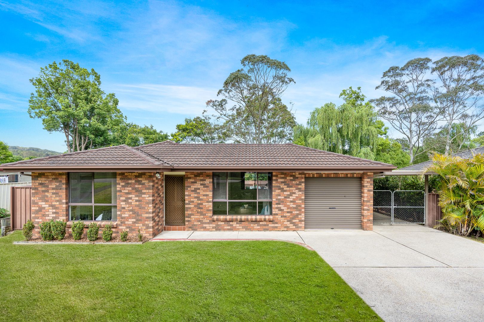 121 Woodview Avenue, Lisarow Property History & Address Research Domain