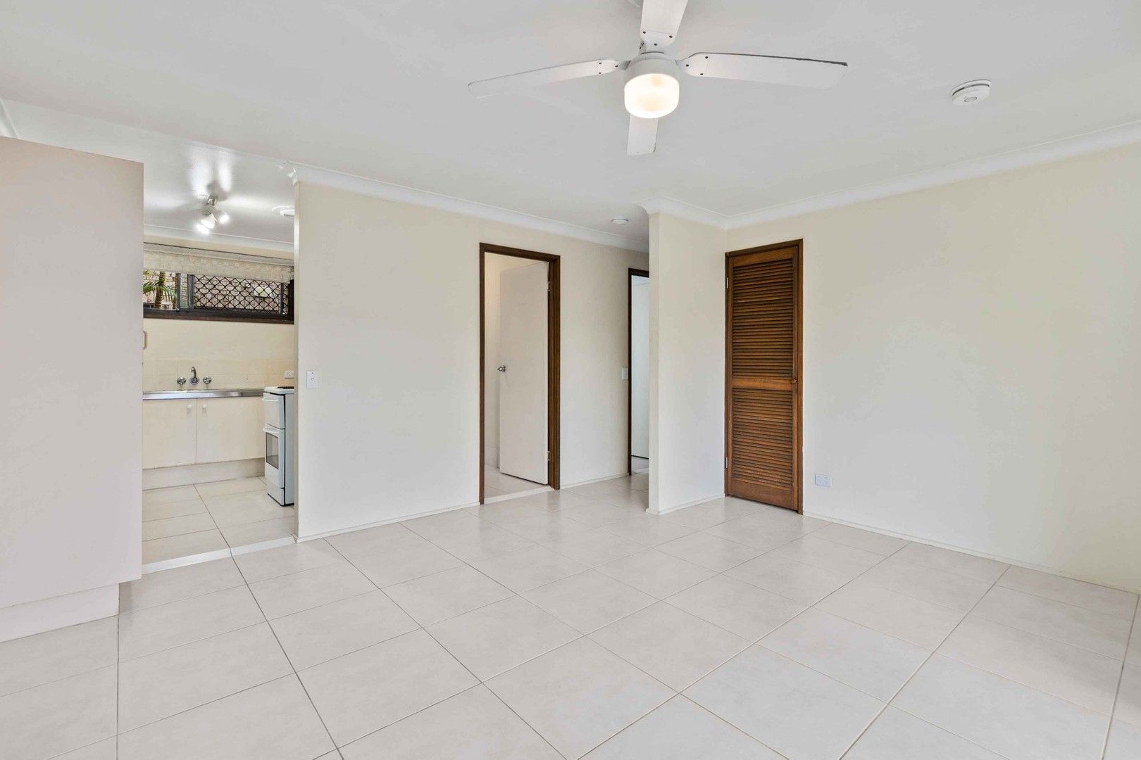 2 bedrooms Duplex in 1/73 Dolphin Avenue MERMAID BEACH QLD, 4218