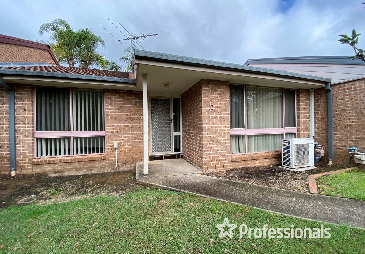 2 bedrooms Semi-Detached in 13/62 Myall Road CASULA NSW, 2170