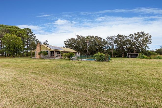Picture of 260 Cabbage Tree Road, WILLIAMTOWN NSW 2318