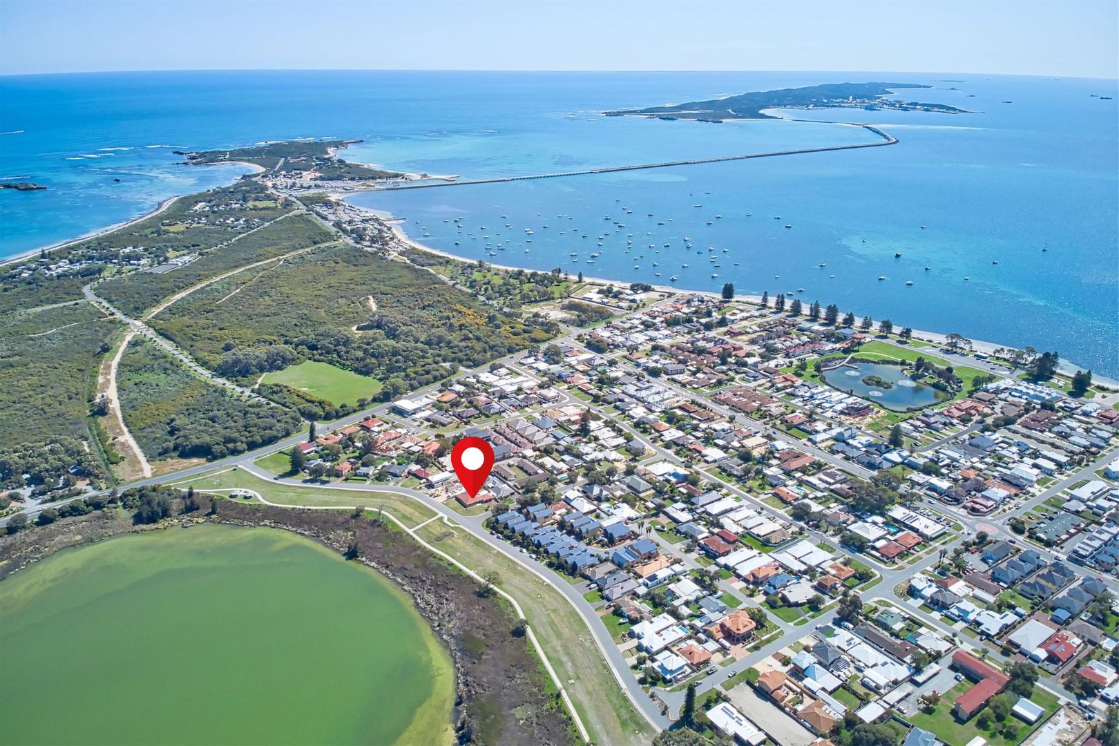 16 Lake Street, Rockingham WA 6168, Image 2