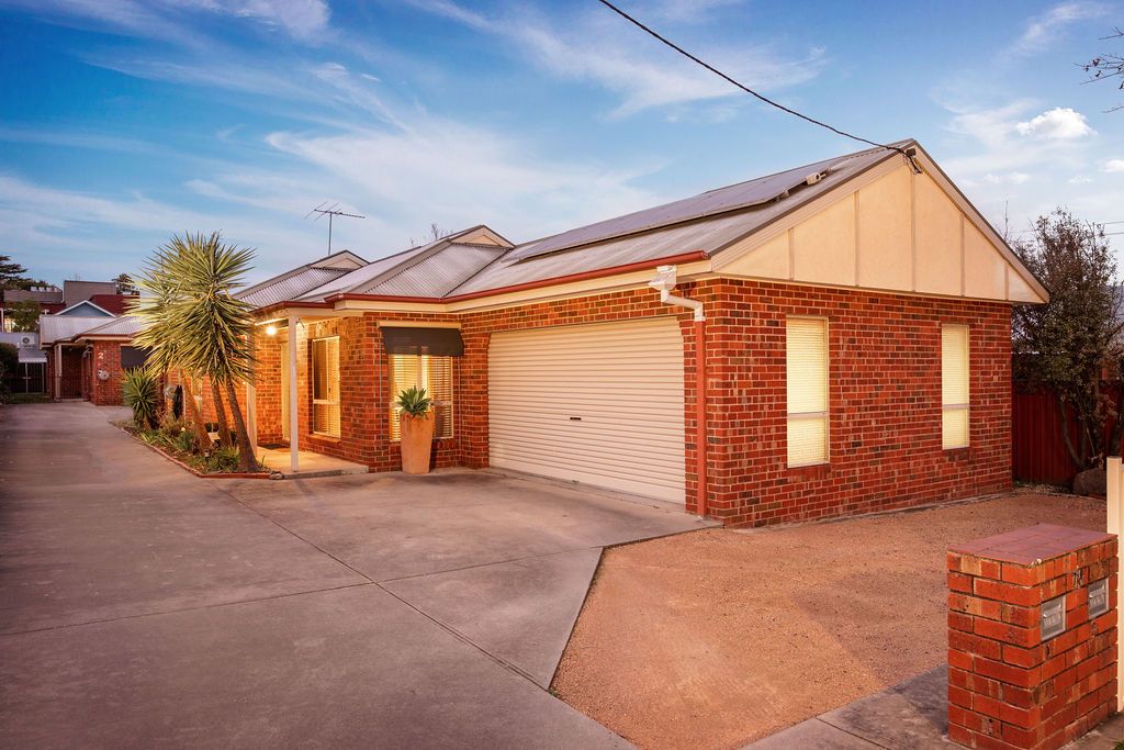 2 bedrooms Townhouse in 1/718 Jones Street ALBURY NSW, 2640