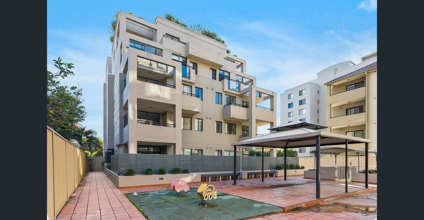 2 bedrooms Apartment / Unit / Flat in 26/26-28 Market Street WOLLONGONG NSW, 2500