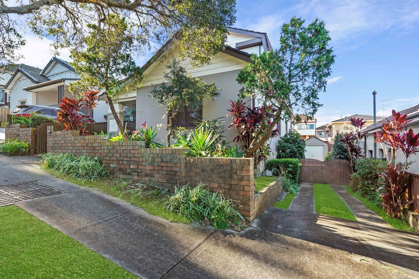 5 bedrooms House in 39 Clarence Road ROCKDALE NSW, 2216