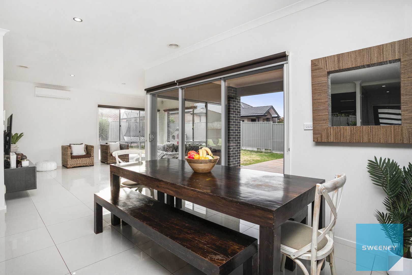 9 McLaren Chase, Caroline Springs VIC 3023, Image 2