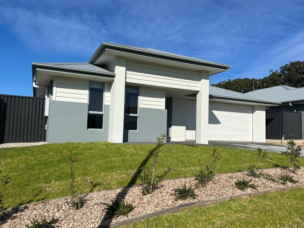 4 bedrooms House in 3 Cockatoo Ridge BONVILLE NSW, 2450