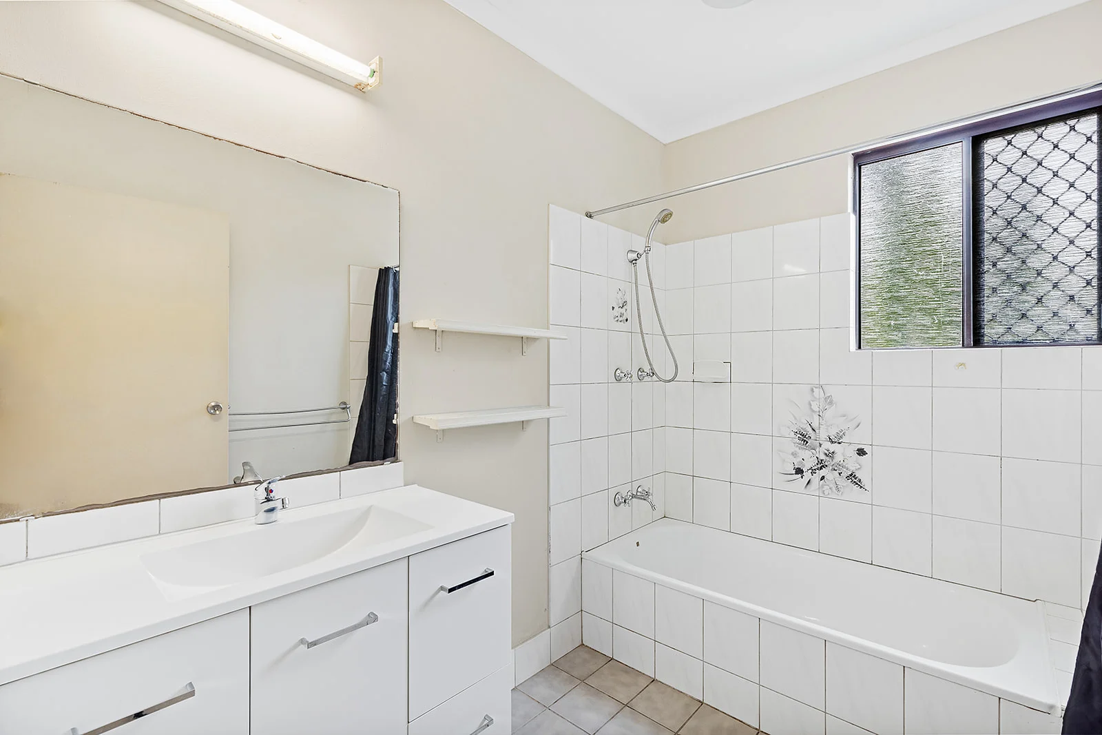 Additional image 16 of 17 Buckland Court, Moulden NT 0830