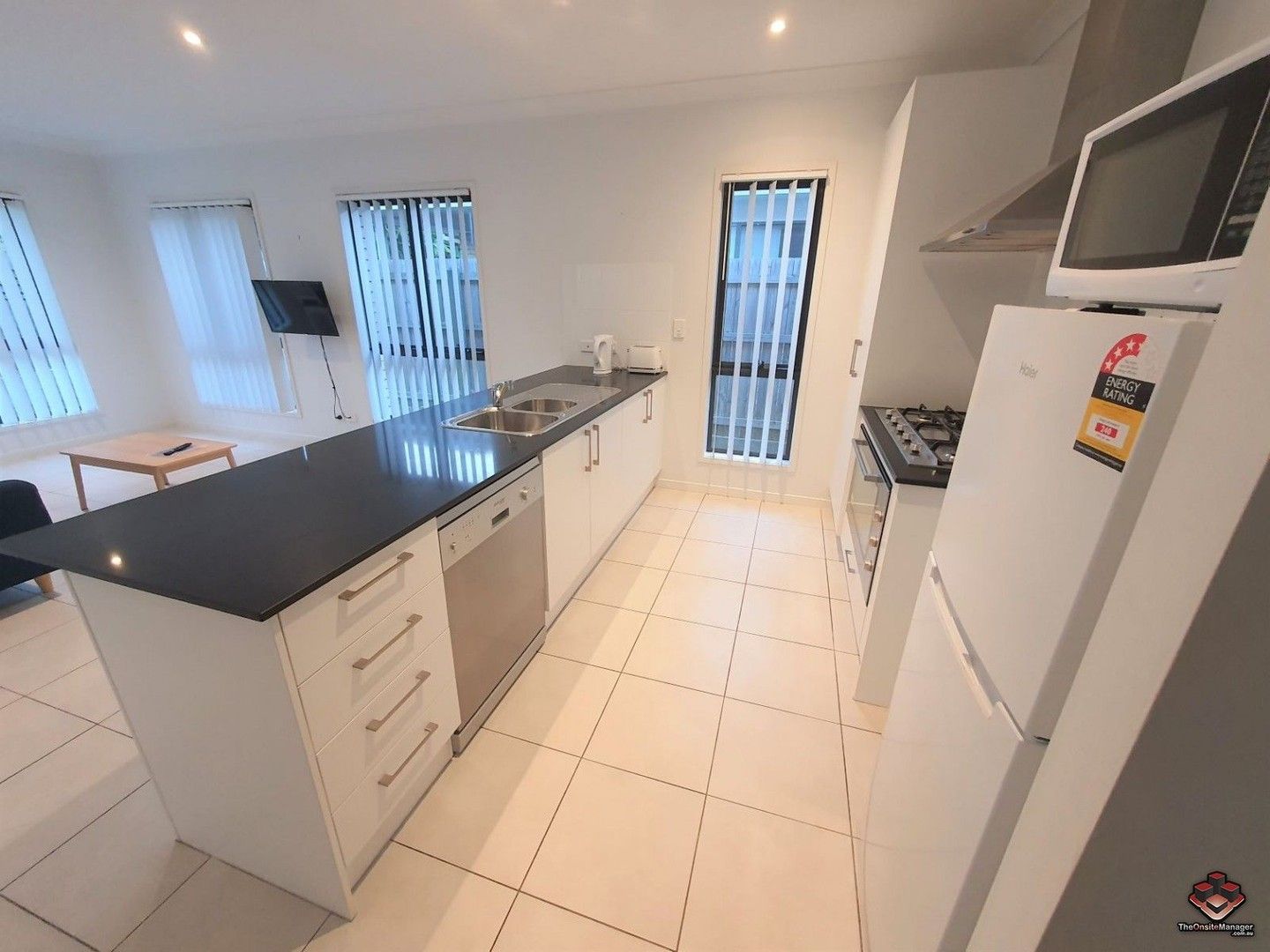 1 bedrooms Apartment / Unit / Flat in  COOMERA QLD, 4209