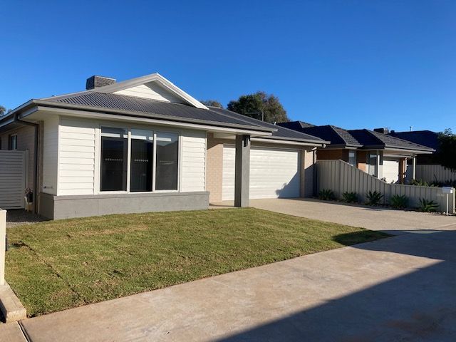 3//5 Dow Court, Yarrawonga VIC 3730, Image 0