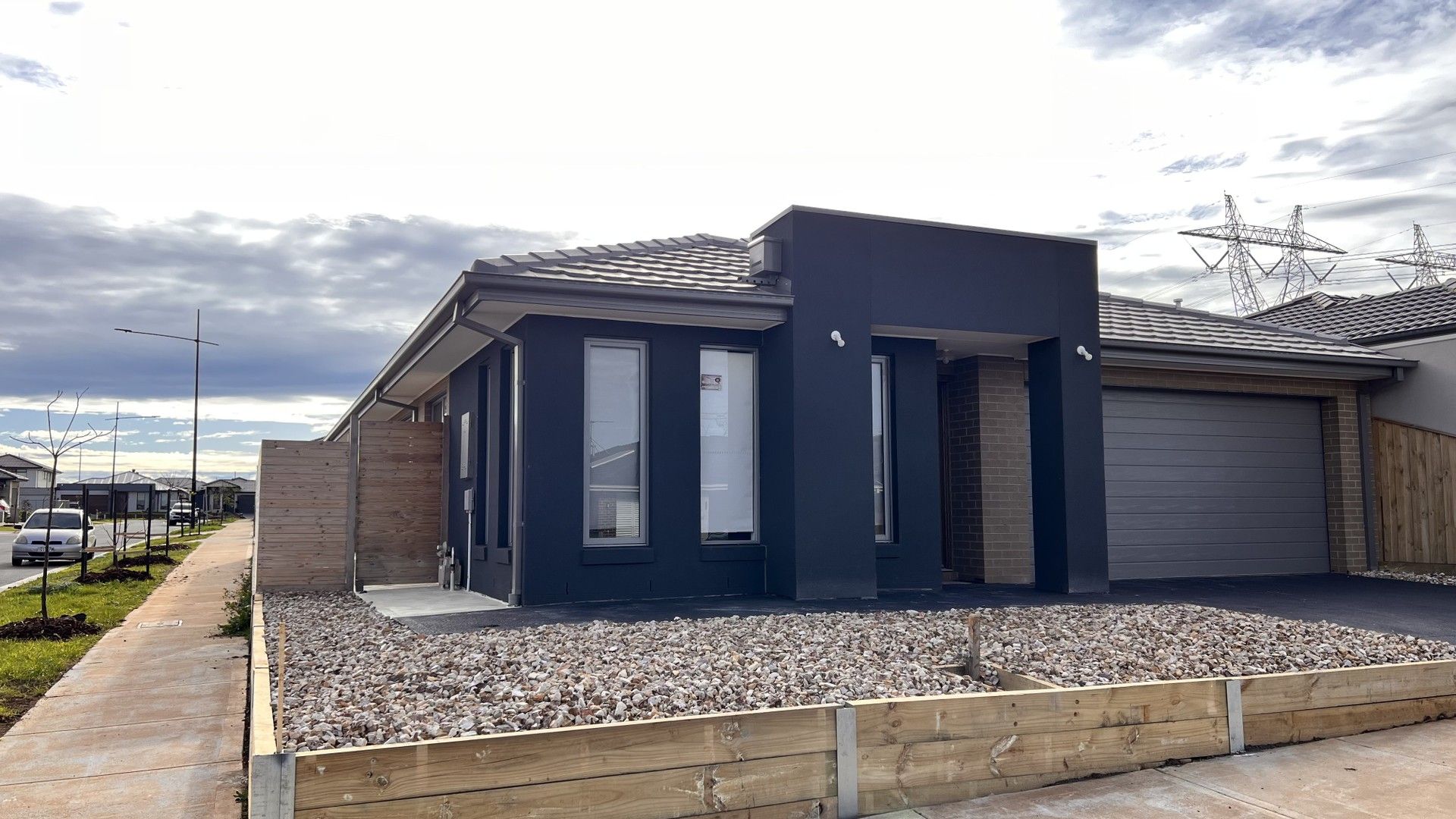 3 bedrooms House in 23 Treviso Street FRASER RISE VIC, 3336